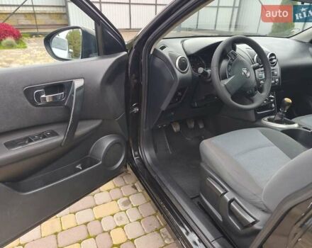 Черный Ниссан Кашкай 2, объемом двигателя 1.5 л и пробегом 198 тыс. км за 10500 $, фото 2 на Automoto.ua