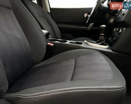 Черный Ниссан Кашкай 2, объемом двигателя 1.6 л и пробегом 223 тыс. км за 10350 $, фото 41 на Automoto.ua