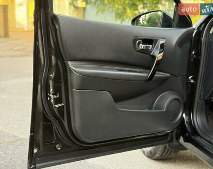 Черный Ниссан Кашкай 2, объемом двигателя 1.5 л и пробегом 230 тыс. км за 13200 $, фото 45 на Automoto.ua