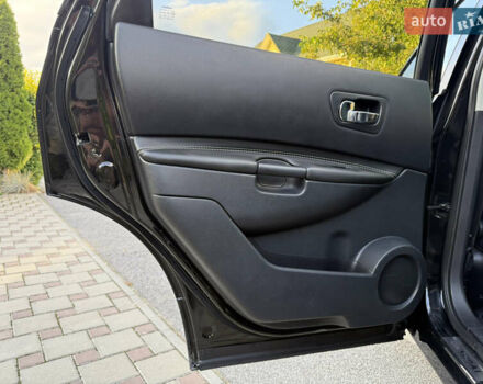 Черный Ниссан Кашкай 2, объемом двигателя 1.5 л и пробегом 230 тыс. км за 13200 $, фото 62 на Automoto.ua