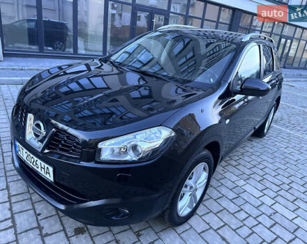Черный Ниссан Кашкай 2, объемом двигателя 1.5 л и пробегом 228 тыс. км за 10950 $, фото 1 на Automoto.ua