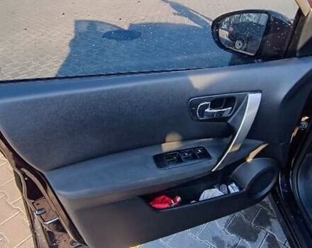 Фиолетовый Ниссан Кашкай 2, объемом двигателя 1.46 л и пробегом 250 тыс. км за 9999 $, фото 16 на Automoto.ua