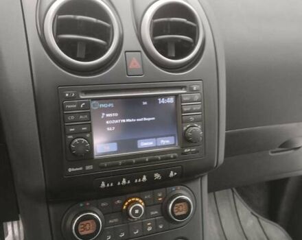 Фиолетовый Ниссан Кашкай 2, объемом двигателя 1.5 л и пробегом 250 тыс. км за 9200 $, фото 6 на Automoto.ua