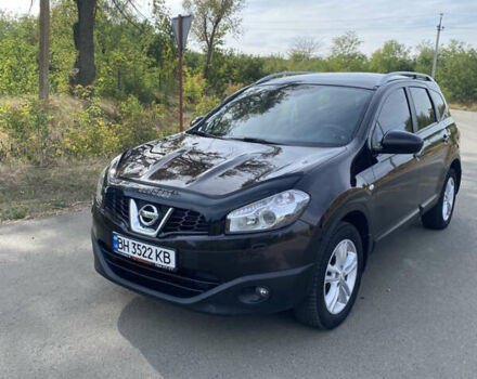 Ниссан Кашкай 2 2011 в Одессе на Automoto.ua Фиолетовый Ниссан Кашкай 2, объемом двигателя 2 л и пробегом 117 тыс. км за 10000 $, фото 1 на Automoto.ua