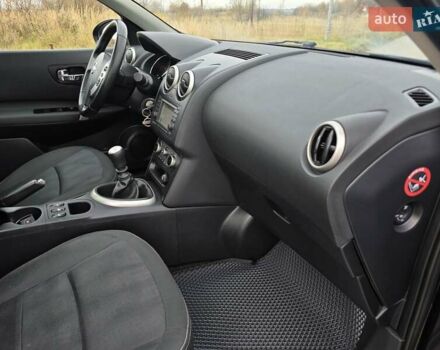 Фіолетовий Ніссан Кашкай 2, об'ємом двигуна 1.6 л та пробігом 289 тис. км за 11999 $, фото 21 на Automoto.ua