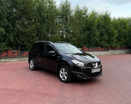 Фиолетовый Ниссан Кашкай 2, объемом двигателя 2 л и пробегом 248 тыс. км за 11600 $, фото 3 на Automoto.ua