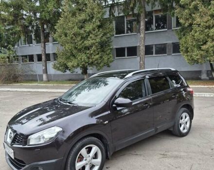 Ниссан Кашкай 2 2011 в Ровно на Automoto.ua Фиолетовый Ниссан Кашкай 2, объемом двигателя 2 л и пробегом 226 тыс. км за 10699 $, фото 4 на Automoto.ua