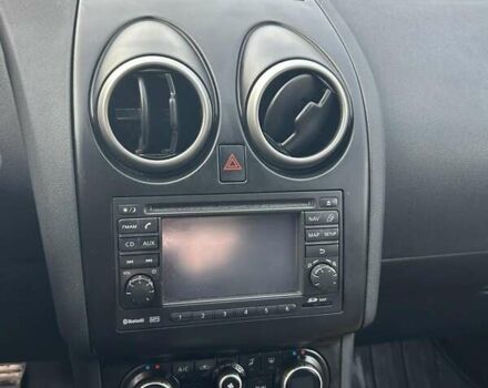 Фиолетовый Ниссан Кашкай 2, объемом двигателя 1.6 л и пробегом 253 тыс. км за 10850 $, фото 18 на Automoto.ua