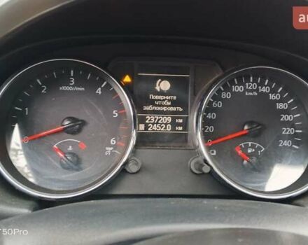 Фіолетовий Ніссан Кашкай 2, об'ємом двигуна 1.6 л та пробігом 237 тис. км за 10500 $, фото 6 на Automoto.ua