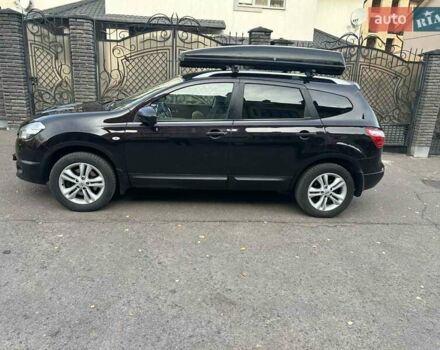 Фиолетовый Ниссан Кашкай 2, объемом двигателя 1.6 л и пробегом 253 тыс. км за 10850 $, фото 4 на Automoto.ua