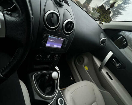 Фиолетовый Ниссан Кашкай 2, объемом двигателя 1.6 л и пробегом 237 тыс. км за 10200 $, фото 23 на Automoto.ua