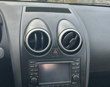 Фиолетовый Ниссан Кашкай 2, объемом двигателя 1.6 л и пробегом 253 тыс. км за 10850 $, фото 22 на Automoto.ua