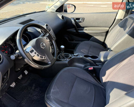 Фіолетовий Ніссан Кашкай 2, об'ємом двигуна 1.6 л та пробігом 192 тис. км за 13400 $, фото 30 на Automoto.ua