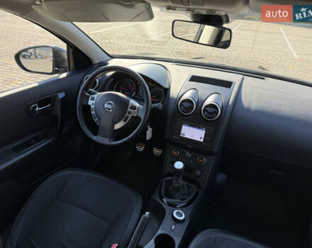Фіолетовий Ніссан Кашкай 2, об'ємом двигуна 1.6 л та пробігом 192 тис. км за 13400 $, фото 26 на Automoto.ua