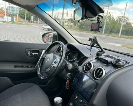 Фіолетовий Ніссан Кашкай 2, об'ємом двигуна 1.6 л та пробігом 108 тис. км за 15000 $, фото 1 на Automoto.ua