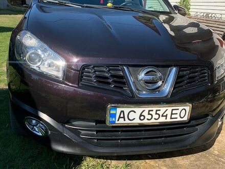 Фиолетовый Ниссан Кашкай 2, объемом двигателя 1.5 л и пробегом 198 тыс. км за 10000 $, фото 1 на Automoto.ua