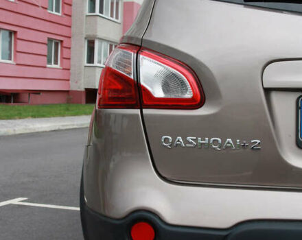 Коричневый Ниссан Кашкай 2, объемом двигателя 2 л и пробегом 158 тыс. км за 12800 $, фото 5 на Automoto.ua