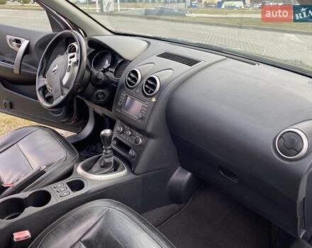 Коричневый Ниссан Кашкай 2, объемом двигателя 2 л и пробегом 225 тыс. км за 10950 $, фото 49 на Automoto.ua