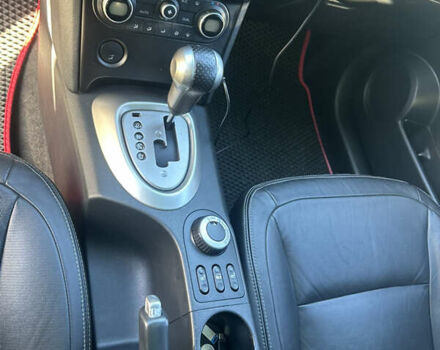 Красный Ниссан Кашкай 2, объемом двигателя 2 л и пробегом 262 тыс. км за 10000 $, фото 24 на Automoto.ua