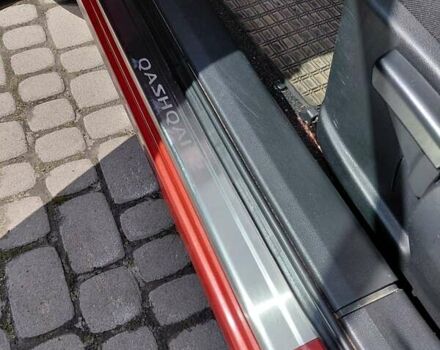 Червоний Ніссан Кашкай 2, об'ємом двигуна 2 л та пробігом 240 тис. км за 8000 $, фото 14 на Automoto.ua
