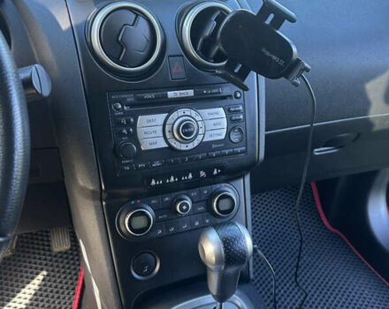 Красный Ниссан Кашкай 2, объемом двигателя 2 л и пробегом 262 тыс. км за 10000 $, фото 12 на Automoto.ua