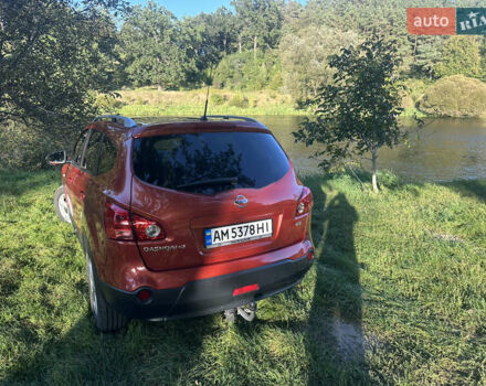 Красный Ниссан Кашкай 2, объемом двигателя 2 л и пробегом 262 тыс. км за 10000 $, фото 2 на Automoto.ua