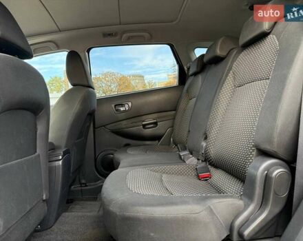 Красный Ниссан Кашкай 2, объемом двигателя 2 л и пробегом 240 тыс. км за 7490 $, фото 24 на Automoto.ua