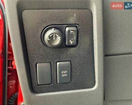 Красный Ниссан Кашкай 2, объемом двигателя 2 л и пробегом 240 тыс. км за 7490 $, фото 36 на Automoto.ua