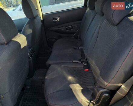 Красный Ниссан Кашкай 2, объемом двигателя 1.5 л и пробегом 292 тыс. км за 9999 $, фото 29 на Automoto.ua