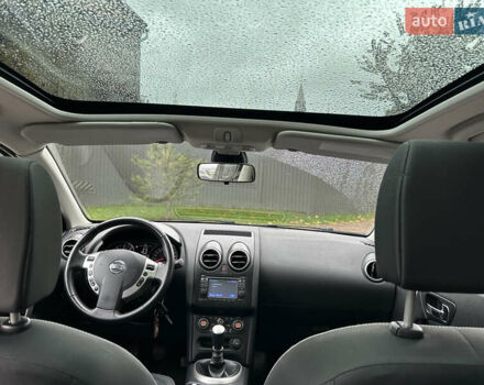 Красный Ниссан Кашкай 2, объемом двигателя 2 л и пробегом 222 тыс. км за 11799 $, фото 16 на Automoto.ua