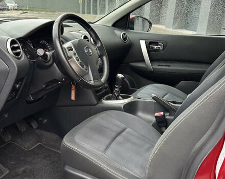 Красный Ниссан Кашкай 2, объемом двигателя 2 л и пробегом 222 тыс. км за 11799 $, фото 14 на Automoto.ua