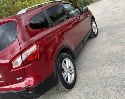 Красный Ниссан Кашкай 2, объемом двигателя 1.5 л и пробегом 223 тыс. км за 10300 $, фото 4 на Automoto.ua
