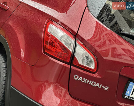 Красный Ниссан Кашкай 2, объемом двигателя 2 л и пробегом 222 тыс. км за 11799 $, фото 10 на Automoto.ua