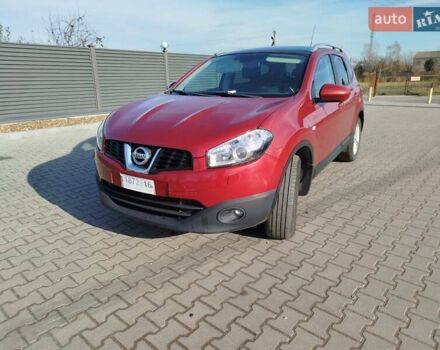 Красный Ниссан Кашкай 2, объемом двигателя 1.5 л и пробегом 226 тыс. км за 10400 $, фото 3 на Automoto.ua