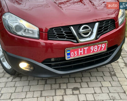 Червоний Ніссан Кашкай 2, об'ємом двигуна 2 л та пробігом 216 тис. км за 10600 $, фото 28 на Automoto.ua