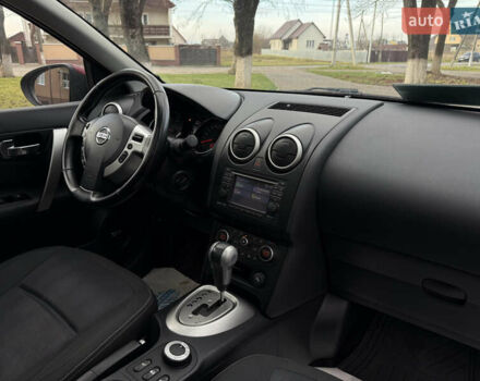 Красный Ниссан Кашкай 2, объемом двигателя 2 л и пробегом 268 тыс. км за 11300 $, фото 34 на Automoto.ua