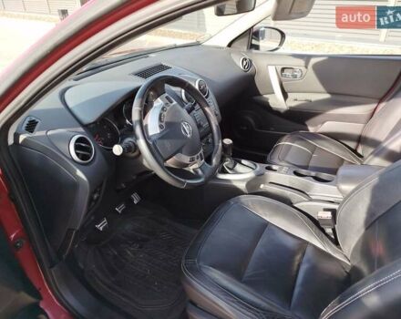 Красный Ниссан Кашкай 2, объемом двигателя 1.5 л и пробегом 226 тыс. км за 10400 $, фото 24 на Automoto.ua