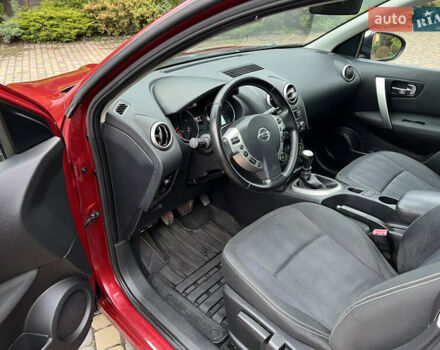 Ниссан Кашкай 2 2011 в Ровно на Automoto.ua Красный Ниссан Кашкай 2, объемом двигателя 1.5 л и пробегом 226 тыс. км за 10750 $, фото 32 на Automoto.ua