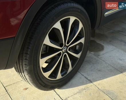 Червоний Ніссан Кашкай 2, об'ємом двигуна 1.6 л та пробігом 168 тис. км за 11400 $, фото 5 на Automoto.ua