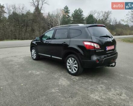 Красный Ниссан Кашкай 2, объемом двигателя 2 л и пробегом 234 тыс. км за 13100 $, фото 7 на Automoto.ua