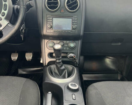 Красный Ниссан Кашкай 2, объемом двигателя 2 л и пробегом 286 тыс. км за 10800 $, фото 21 на Automoto.ua