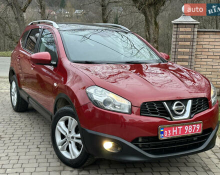 Червоний Ніссан Кашкай 2, об'ємом двигуна 2 л та пробігом 216 тис. км за 10600 $, фото 6 на Automoto.ua