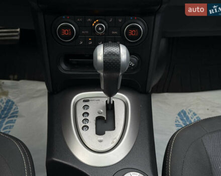 Красный Ниссан Кашкай 2, объемом двигателя 2 л и пробегом 268 тыс. км за 11300 $, фото 29 на Automoto.ua