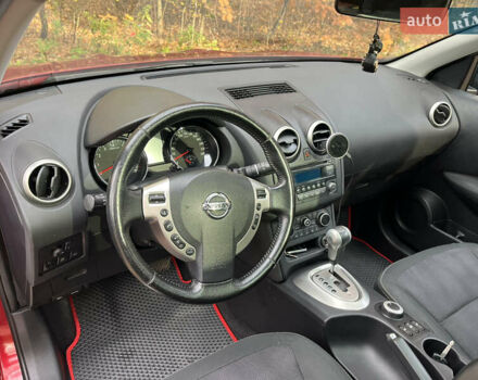Красный Ниссан Кашкай 2, объемом двигателя 2 л и пробегом 118 тыс. км за 11800 $, фото 20 на Automoto.ua