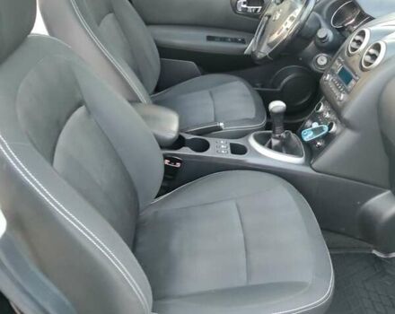 Ниссан Кашкай 2 2012 в Хмельницком на Automoto.ua Красный Ниссан Кашкай 2, объемом двигателя 1.6 л и пробегом 247 тыс. км за 9500 $, фото 11 на Automoto.ua