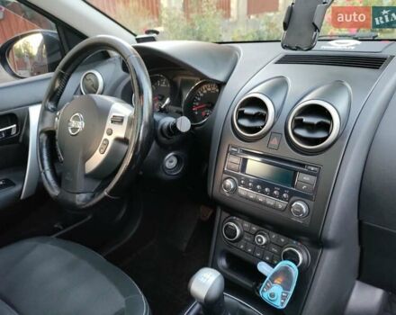 Ниссан Кашкай 2 2012 в Хмельницком на Automoto.ua Красный Ниссан Кашкай 2, объемом двигателя 1.6 л и пробегом 247 тыс. км за 9500 $, фото 10 на Automoto.ua