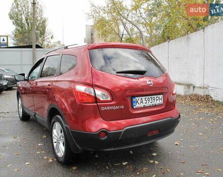 Ниссан Кашкай 2 2013 в Киеве на Automoto.ua Красный Ниссан Кашкай 2, объемом двигателя 2 л и пробегом 95 тыс. км за 13400 $, фото 7 на Automoto.ua