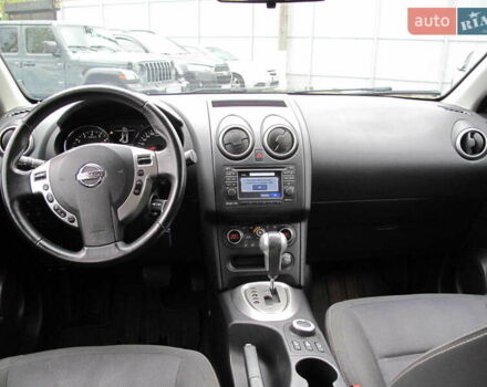 Ниссан Кашкай 2 2013 в Киеве на Automoto.ua Красный Ниссан Кашкай 2, объемом двигателя 2 л и пробегом 95 тыс. км за 13400 $, фото 24 на Automoto.ua