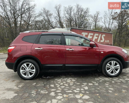 Червоний Ніссан Кашкай 2, об'ємом двигуна 1.6 л та пробігом 191 тис. км за 10999 $, фото 7 на Automoto.ua