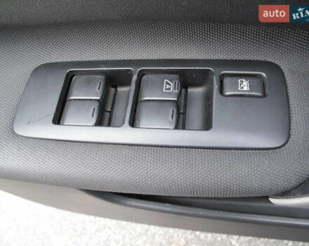 Ниссан Кашкай 2 2013 в Киеве на Automoto.ua Красный Ниссан Кашкай 2, объемом двигателя 2 л и пробегом 95 тыс. км за 13400 $, фото 13 на Automoto.ua